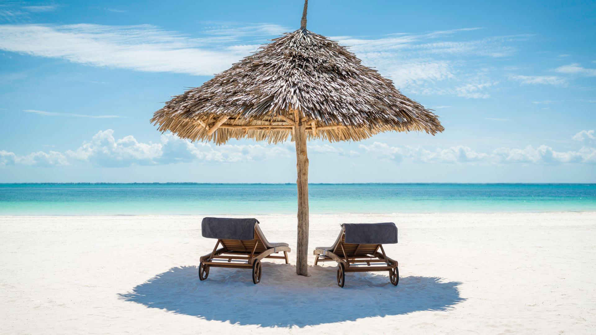 ZANZIBAR - COMPLETE VACATION PACKAGE The Z Hotel + 4 Days of Exclusive Excursions