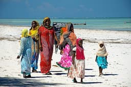 ten-cultural-experiences-to-have-in-tanzania-from-local-markets-to-tribal-villages